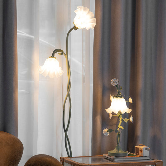 Cream Style Floor Lamp