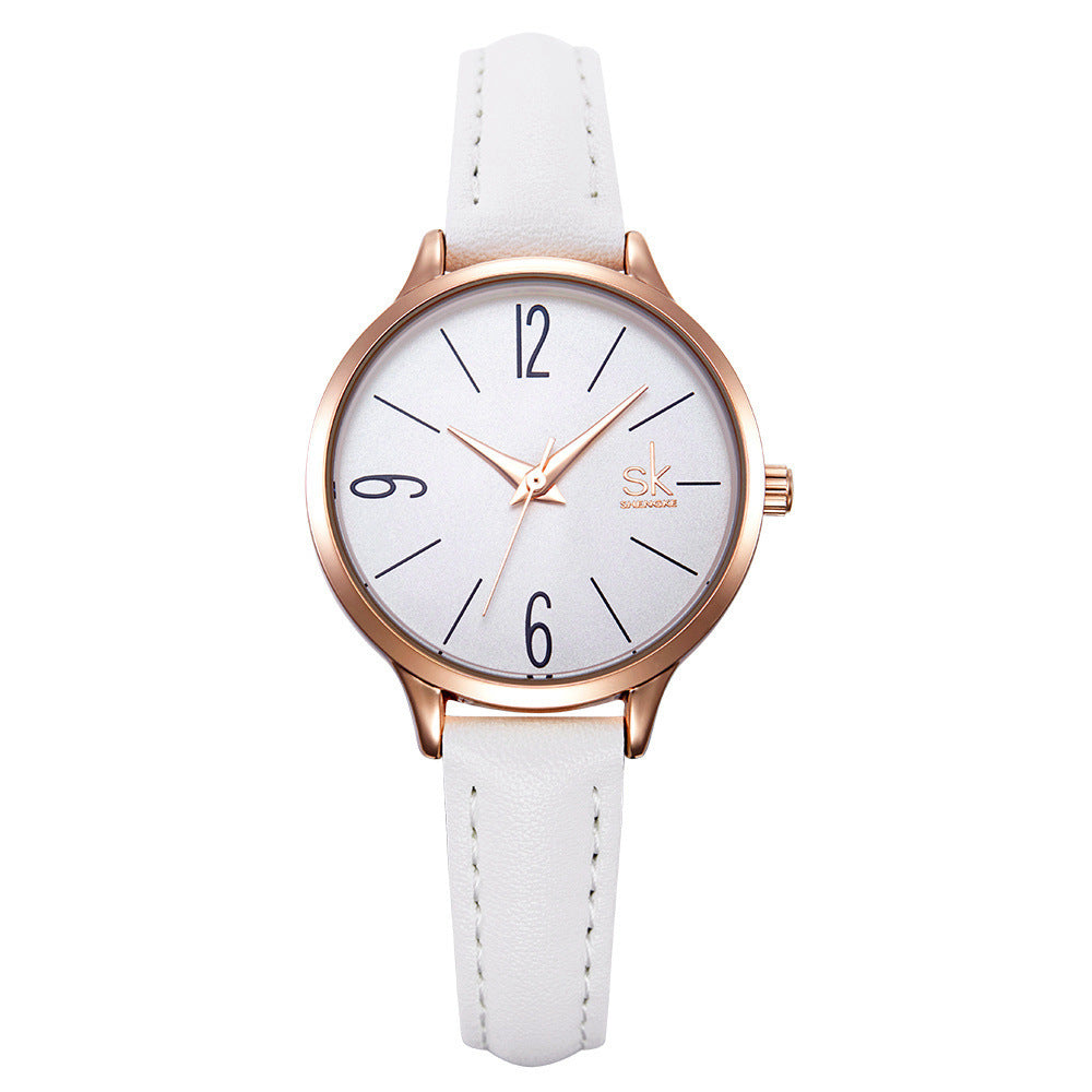 Montre Femme Shengke à Bracelet en Cuir Tendance