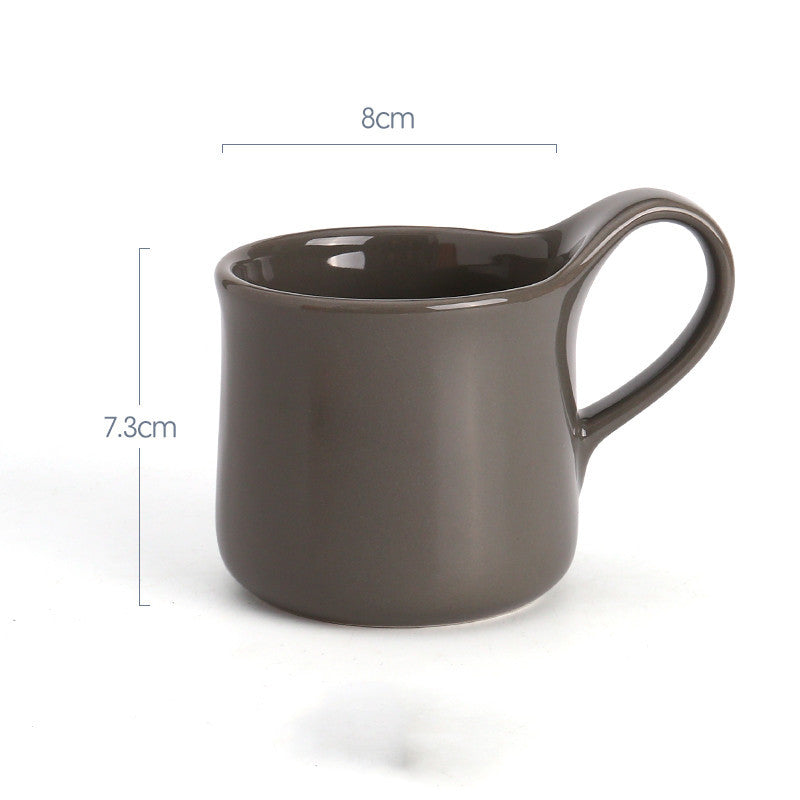 Tasse à déjeuner en céramique ménagère