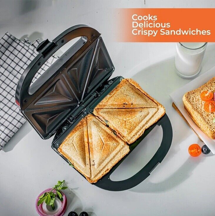 Geepas 750W Toastie Maker