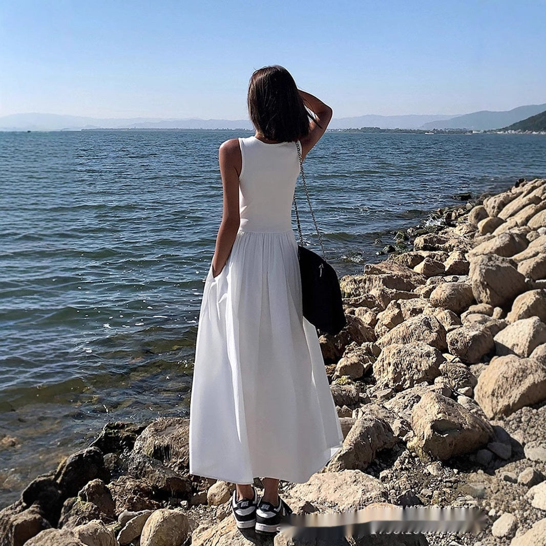 Robe longue moulante sans manches pour femme