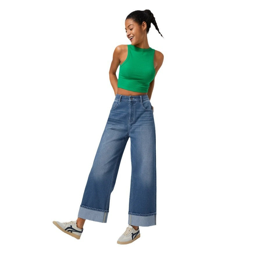 Jean droit à taille haute et ourlet retroussé