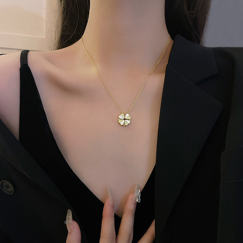 Clover Pendant Necklace