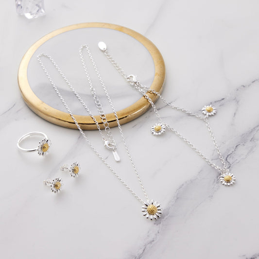 4pc Daisy Bracelet Set