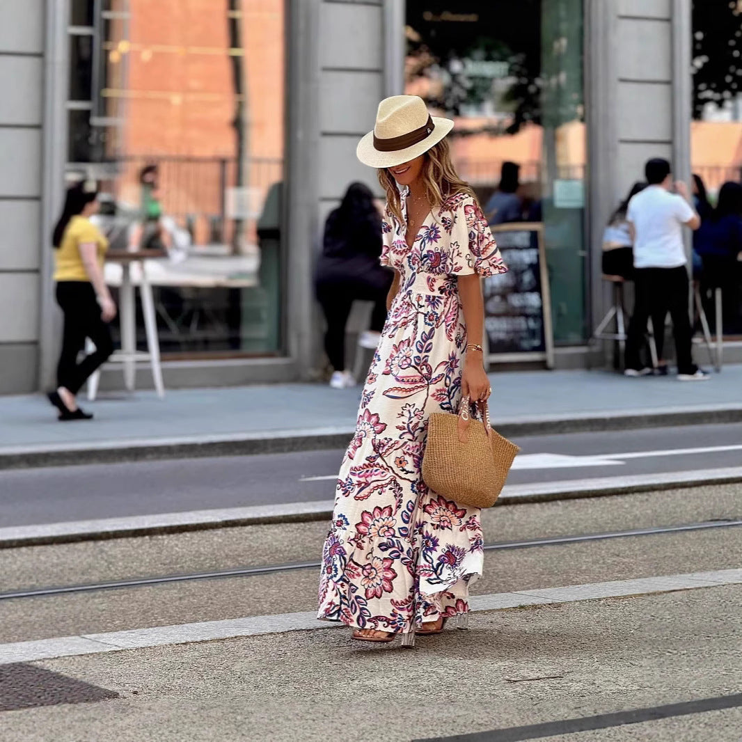 Robe imprimée à manches courtes volantées