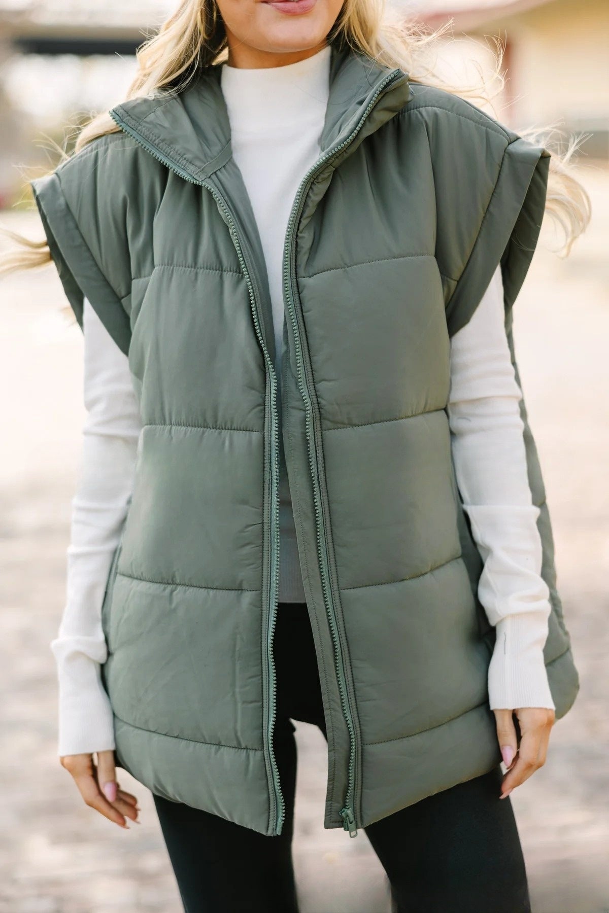 Gilet thermique fin sans manches à col montant
