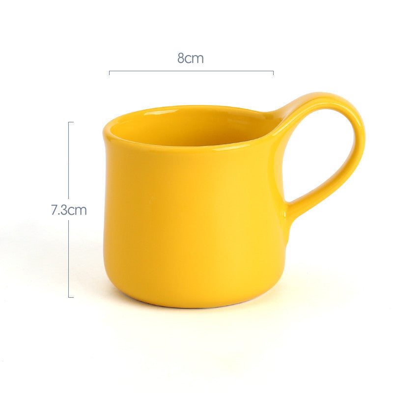 Tasse à déjeuner en céramique ménagère