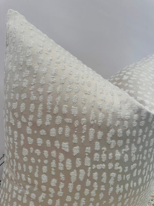 The Couture Cushion - The Cream Natale - Style No. 192