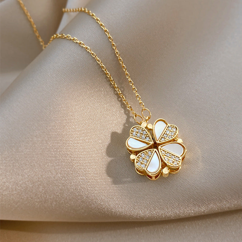 Clover Pendant Necklace
