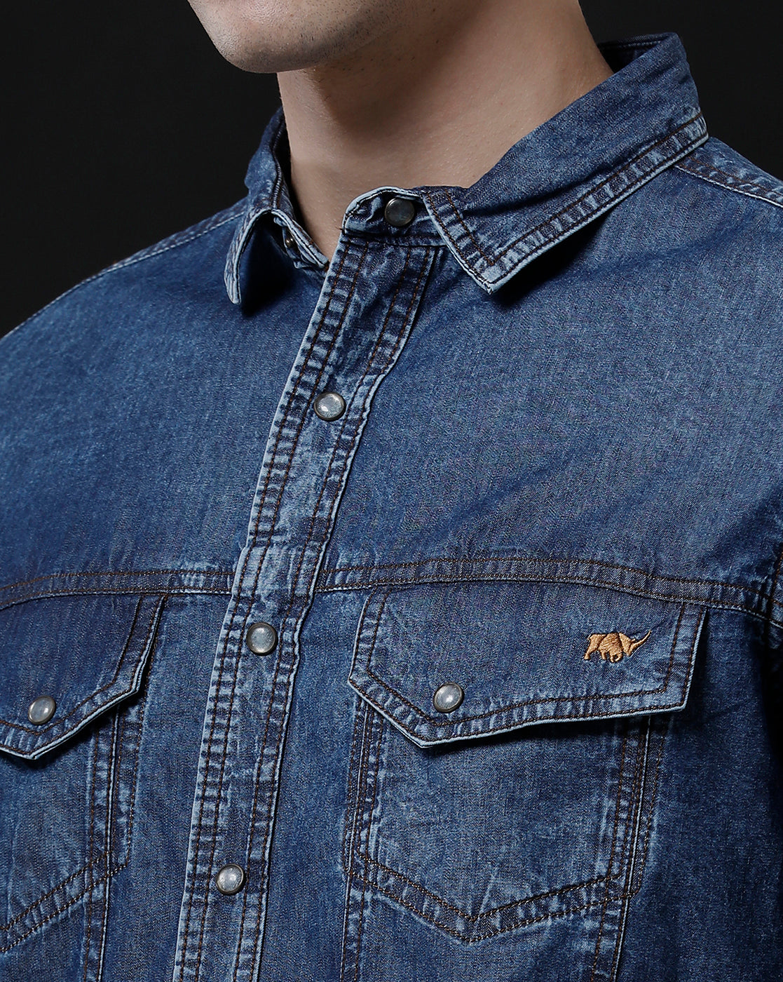 Chemise décontractée en jean slim homme (AMPTY)