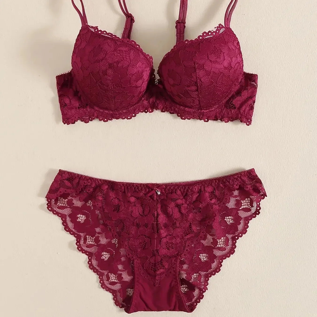 1 Set Elegant Erotic Lace Embroidery Breathable Fabric Lingeries : Push-Up Bra, Low Waist Sheer Panty - Ultimate Valentine's Day