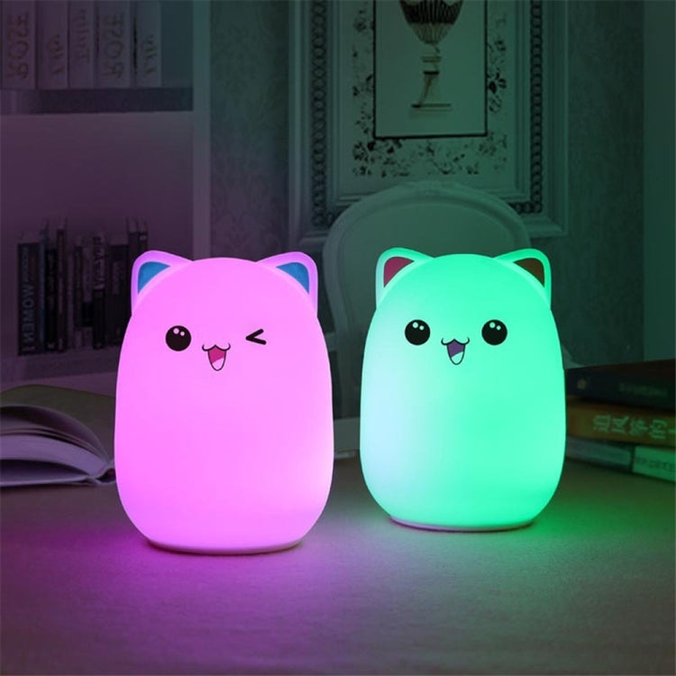 Color Change Cat Shape USB Rechargeable LED Silicone Soft Nightlight (Pink)
