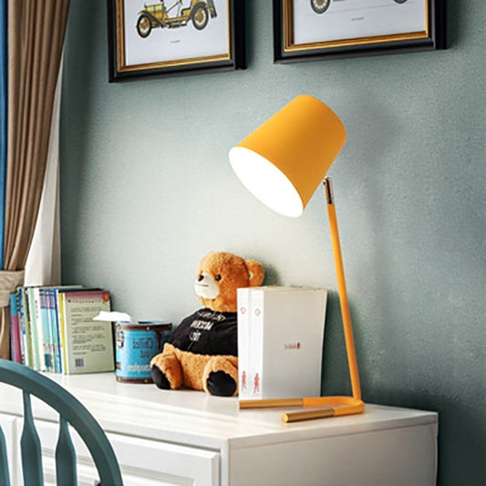 LED Eye-caring Table Lamp Modern Creative Minimalist Bedroom Bedside Lamp Student Study Table Lamp (Yellow)