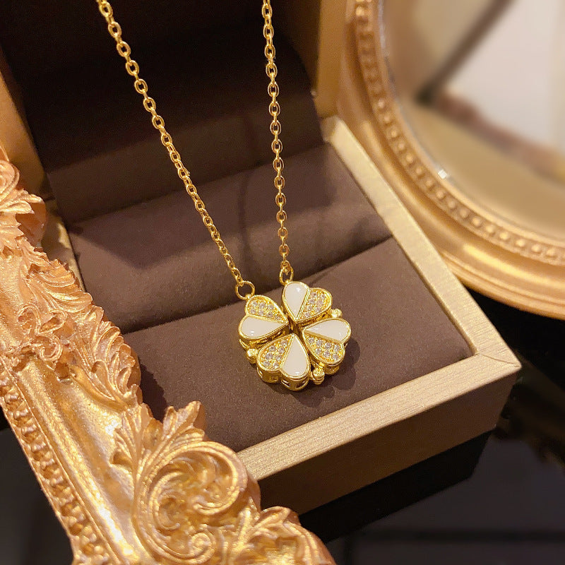 Clover Pendant Necklace