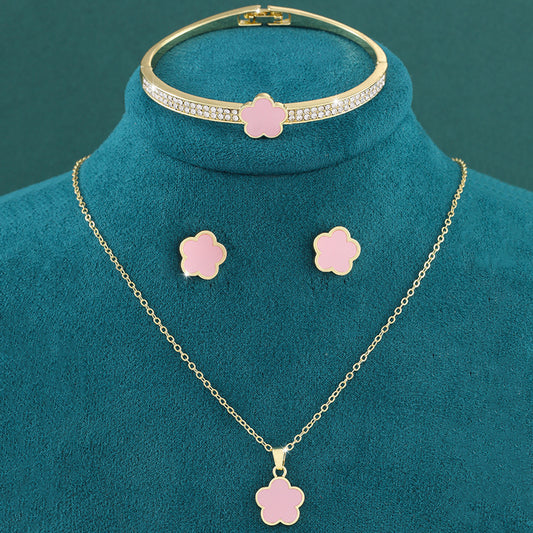 Five Petal Flower Three-piece Set