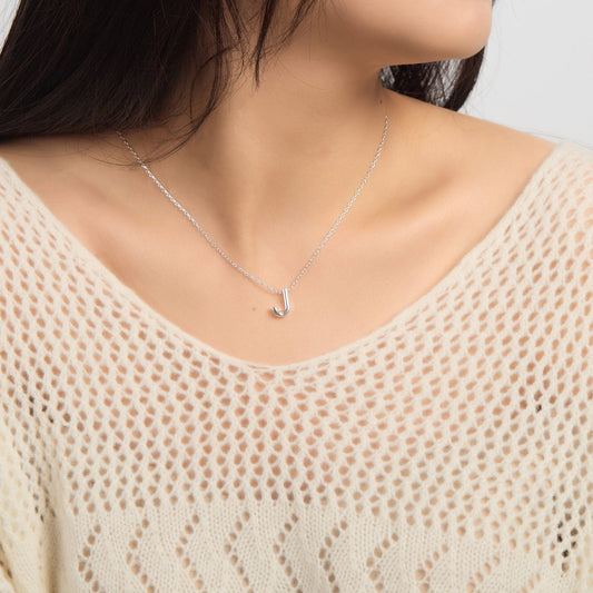 Collier Initial Lettre J Orné de Cristaux Zircondia®