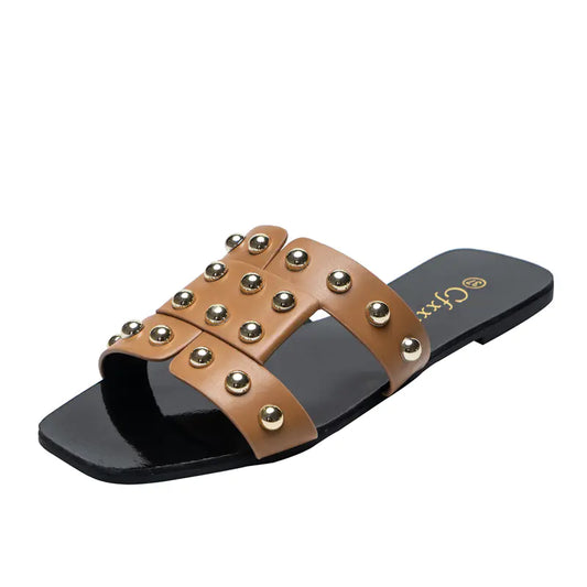 Sandales plates à rivets tendance pour femmes