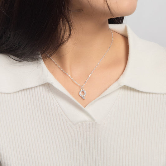 Collier Initiales Pave Lettre Q Orné de Cristaux Zircondia®
