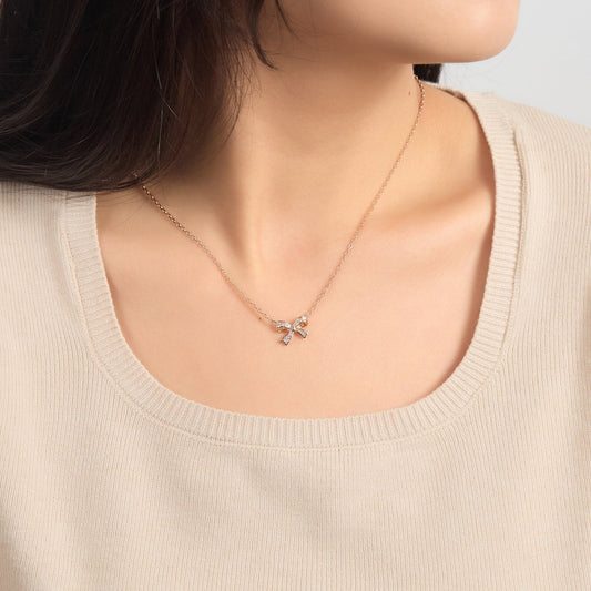 Collier Nœud Plaqué Or Rose Créé avec des Cristaux Zircondia®