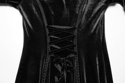 Robe noire en velours avec manches en dentelle Isolde de Punk Rave