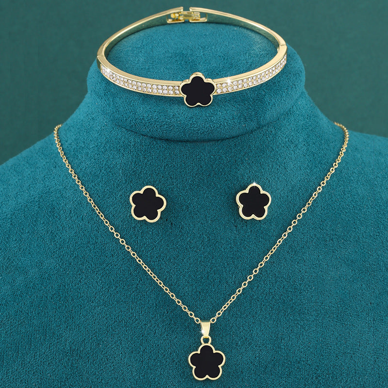 Five Petal Flower Three-piece Set
