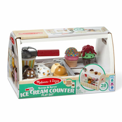 Action Figure Melissa & Doug