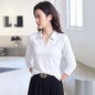 Collar long sleeved top