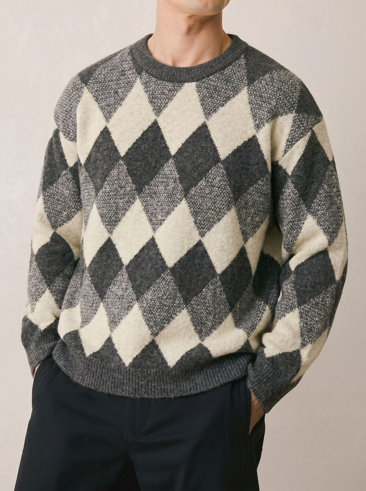 Diamond grid long sleeved sweater for men