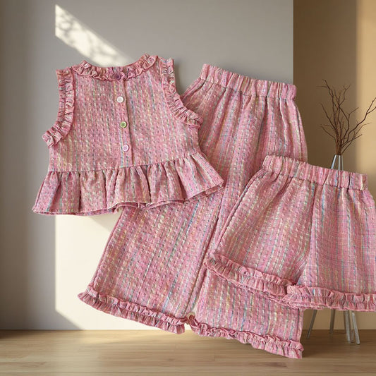 Fashionable Breathable Plaid Sleeveless Top And Shorts Set For Girls
