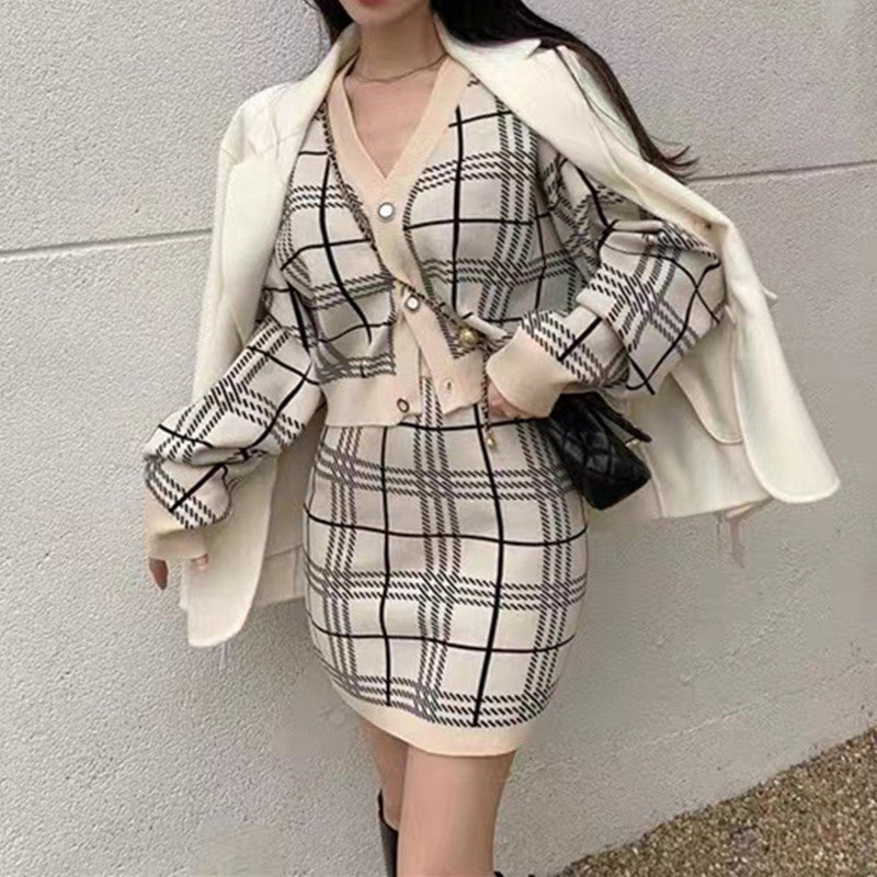 Body Skirt Knitted Two Piece Set for Women
