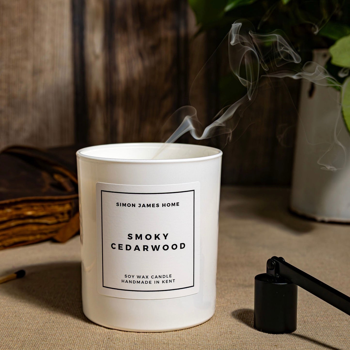 Smoky Cedarwood Candle - Handmade Soy Wax