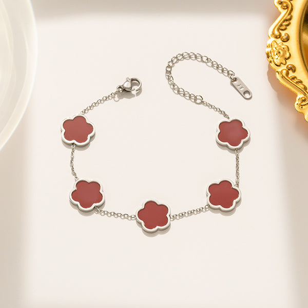 Bracelet en acier titane avec fleur d'herbe Parthenocissus