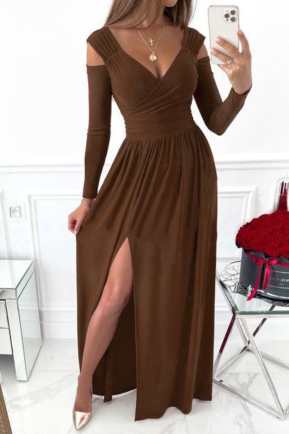Robe longue fendue à manches longues et décolleté cache-cœur
