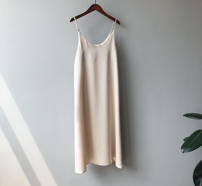 Home service suspender skirt