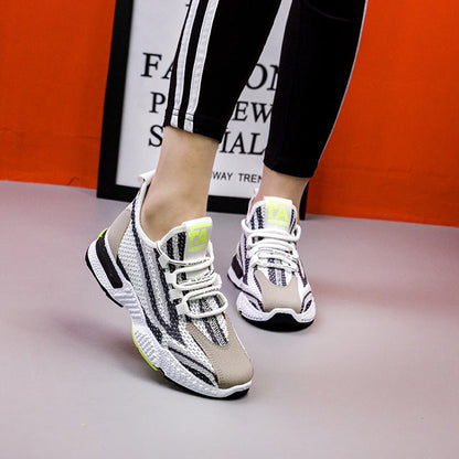 Chaussures tendance polyvalentes à semelles épaisses