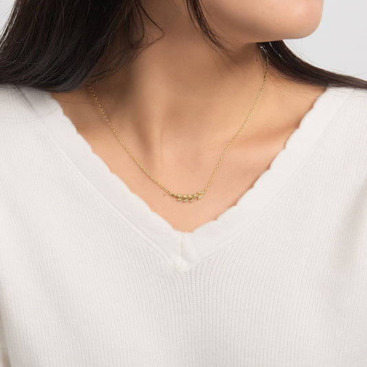 Collier Feuille Plaqué Or 18 carats créé avec des Cristaux Zircondia®
