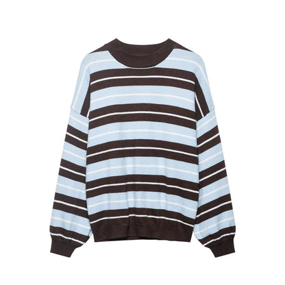 Hooded contrasting striped knitted sweater