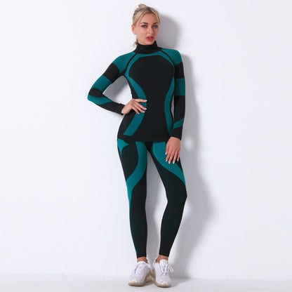 Ensemble deux pièces de sport à manches longues et à rayures pour le yoga