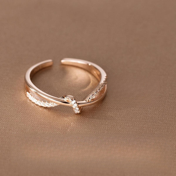Hollow Double-layer Winding Knotted Ring - Stuffs & Savers