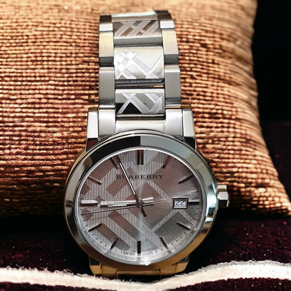 Burberry Unisex The City Watch BU9037