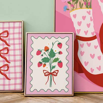 STRAWBERRY BUNCH PINK PRINT