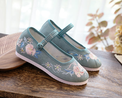 Womens Embroidered Flat Cloth Shoes