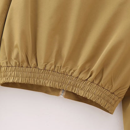 Short lapel long sleeved jacket