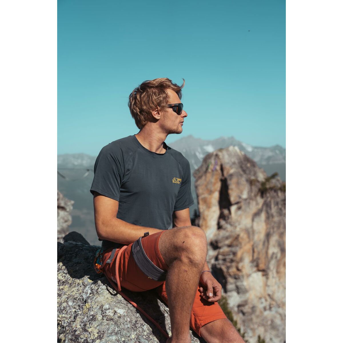 Sunglasses Julbo SHIELD Blue