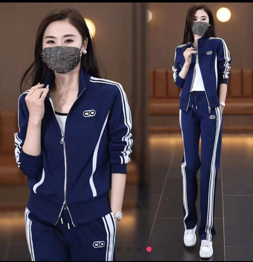 Hoodie and Sweatpants Two-Piece Set