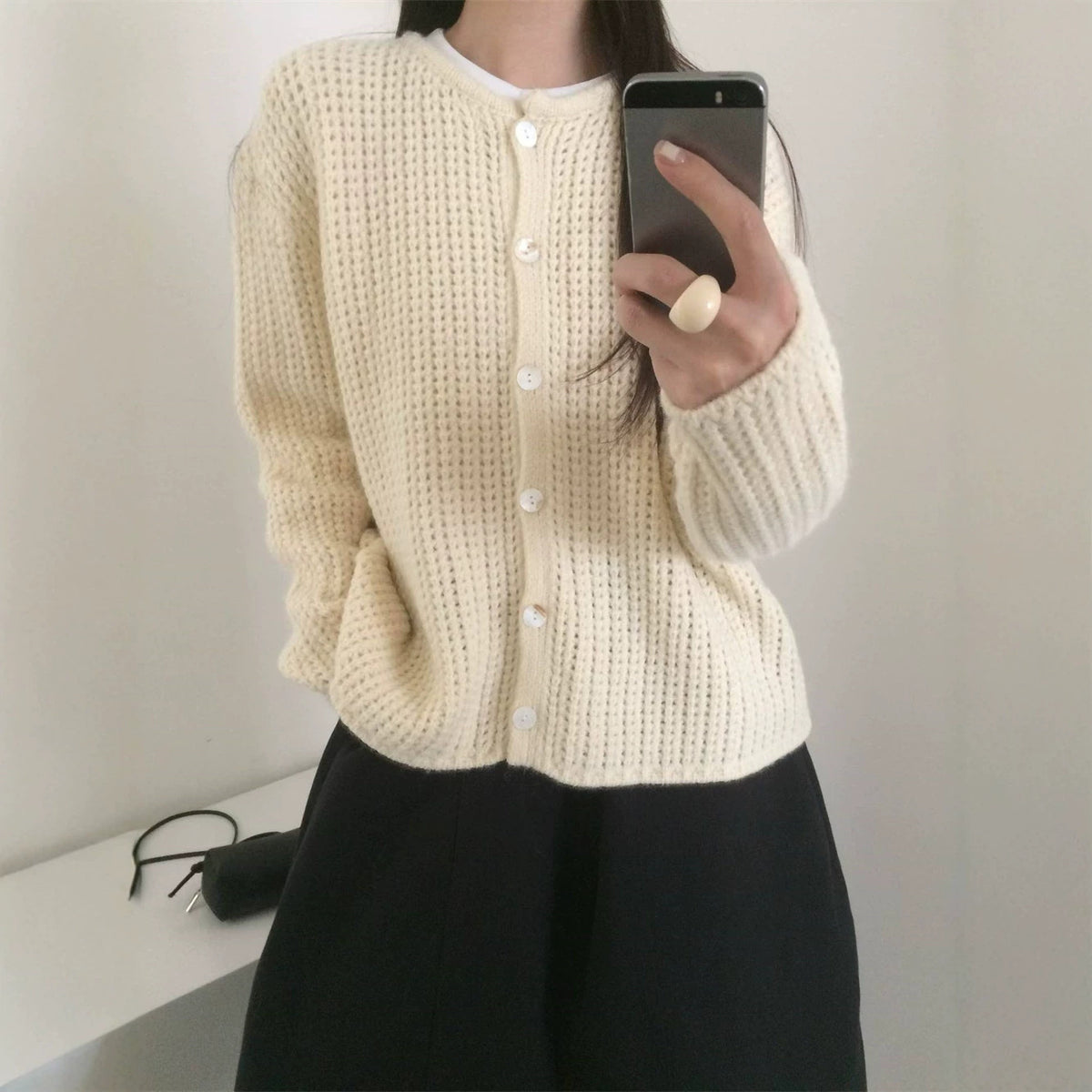Women's round-neck sweater cardigan