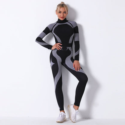 Ensemble deux pièces de sport à manches longues et à rayures pour le yoga