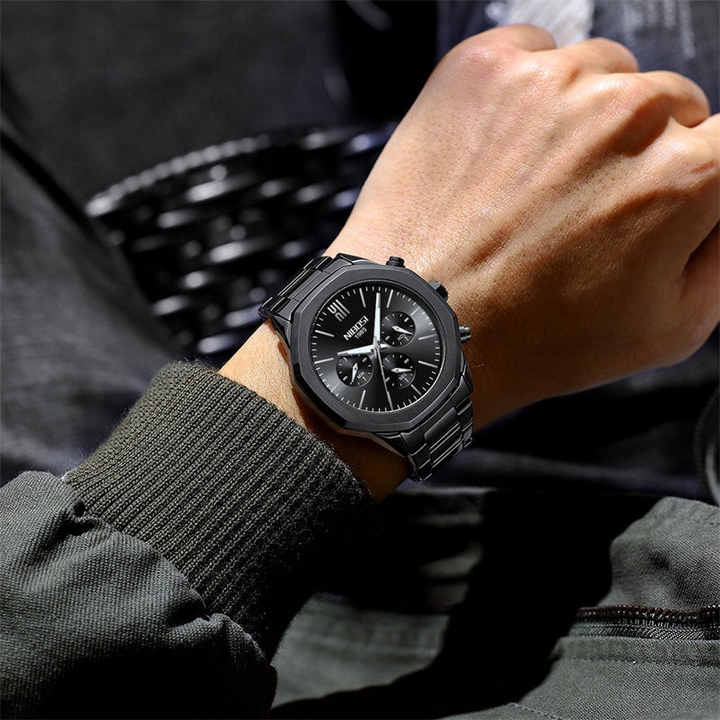 Exquisite Men's Quartz Watch