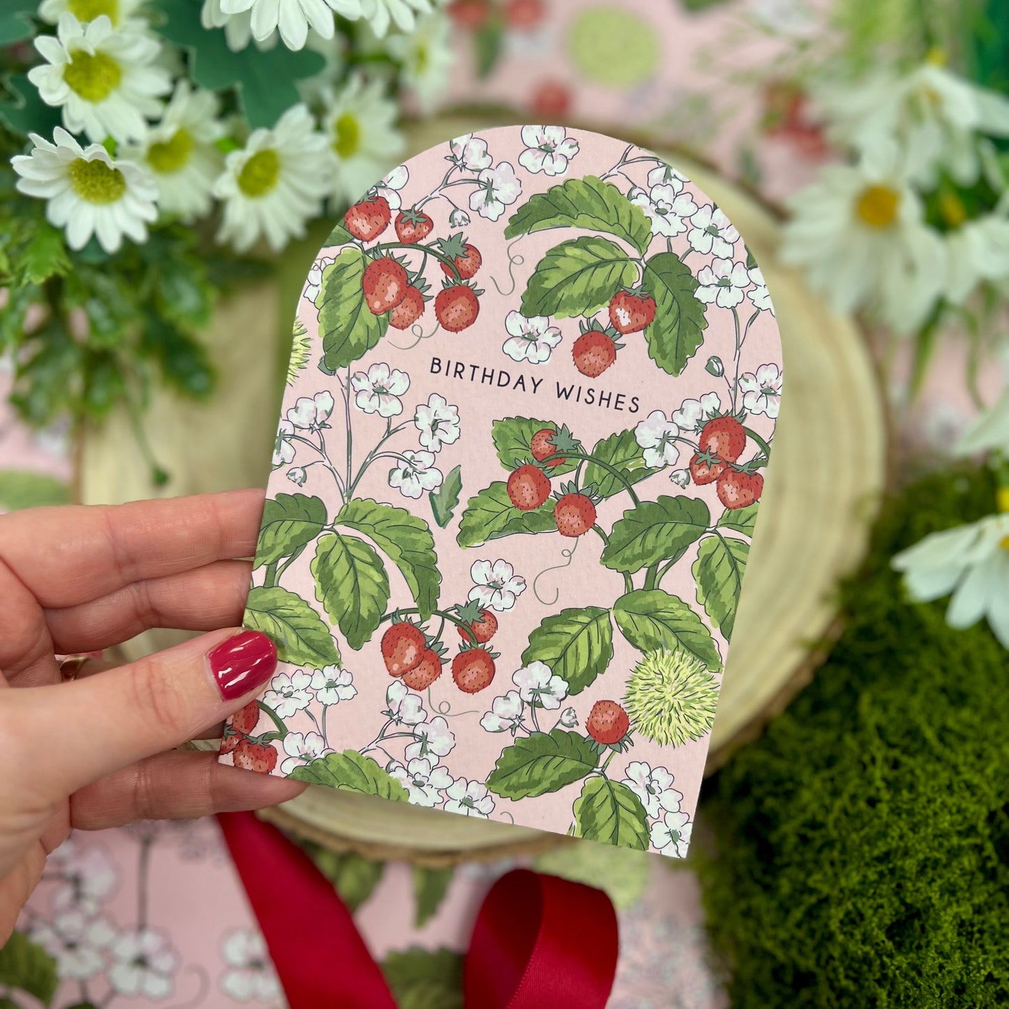 BIRTHDAY WISHES WOODLAND STRAWBERRY SCALLOP CARD
