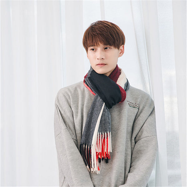 Foulard en plaid à houppe chaude